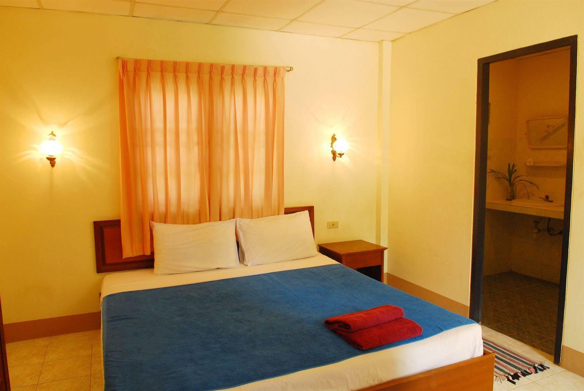 Sukasem Bungalow Lamai Beach  Bagian luar foto