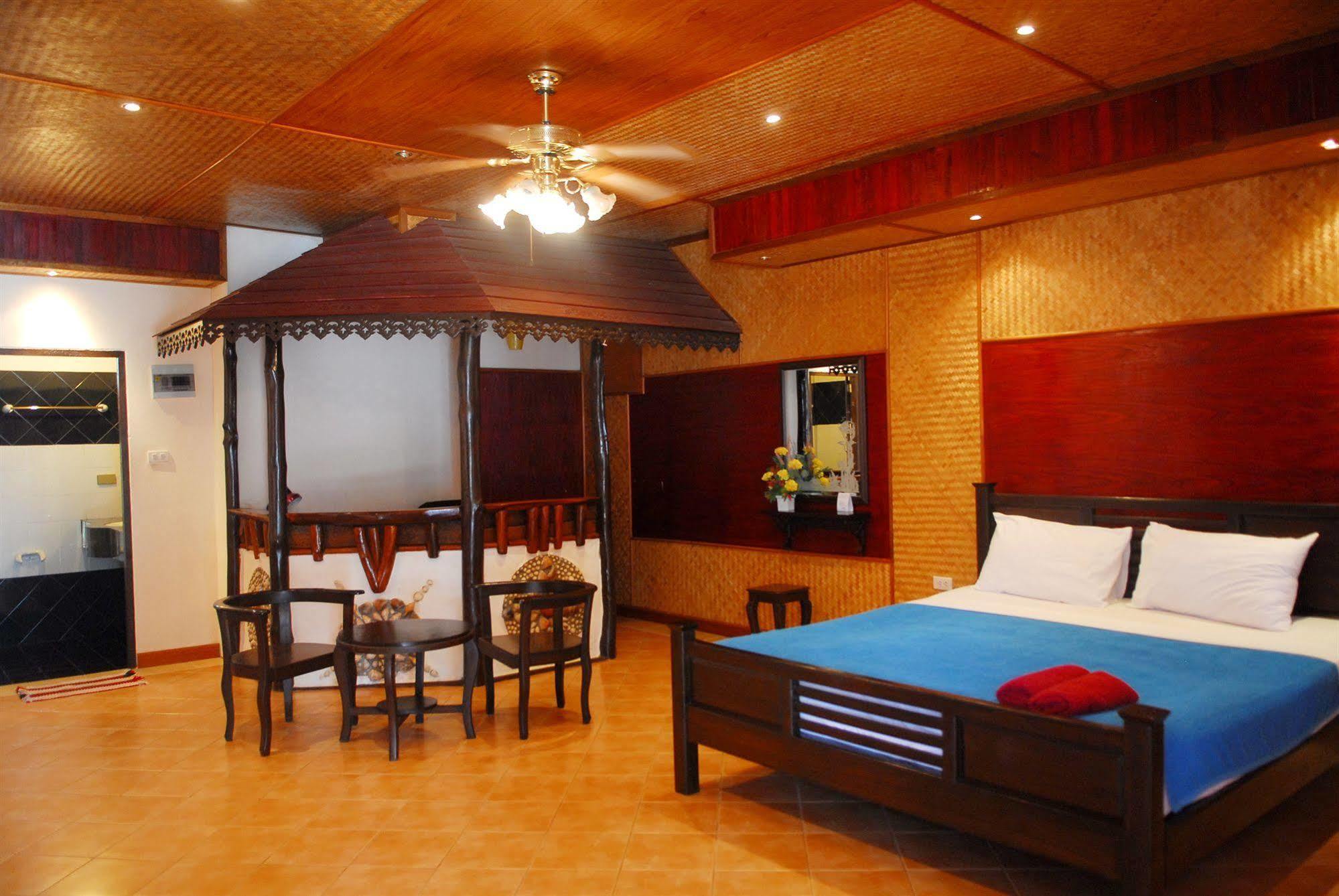 Sukasem Bungalow Lamai Beach  Bagian luar foto