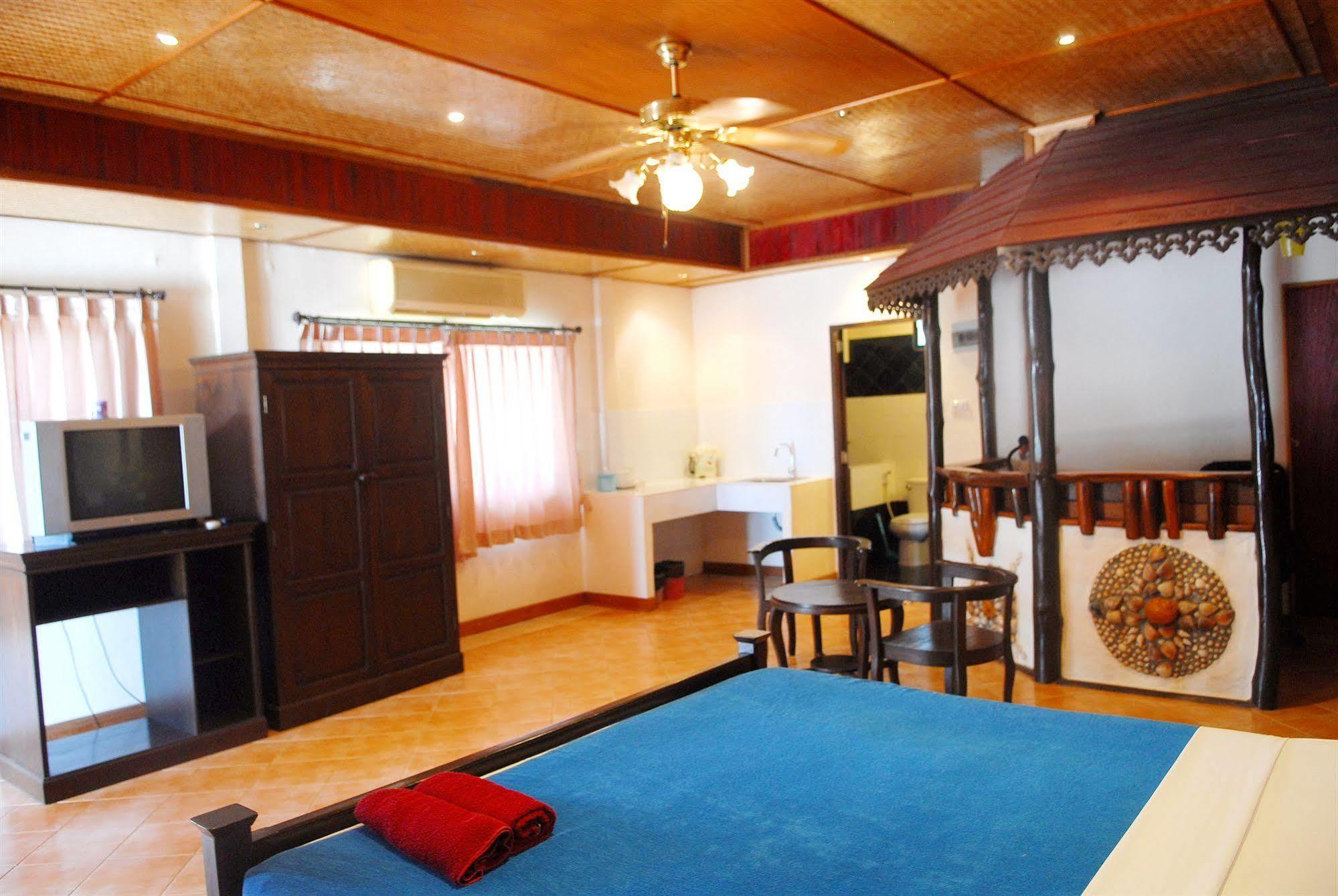 Sukasem Bungalow Lamai Beach  Bagian luar foto